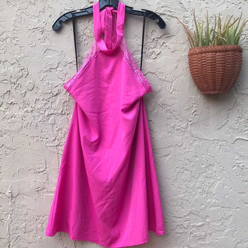 BNWT Honey Punch Gorgeous Pink Halter Dress